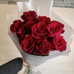 Букет из 9 бордовых роз